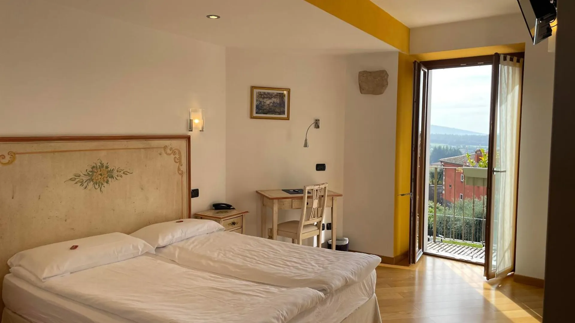 Relais Fontana Rosa B&B Wellness Caprino Veronese Frühstückspension